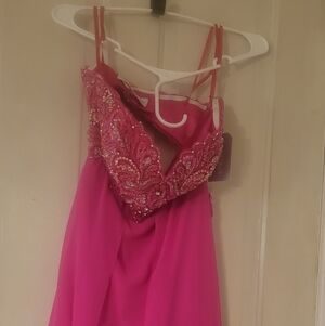 NWT size 6 Formal Bright Pink Prom Dress